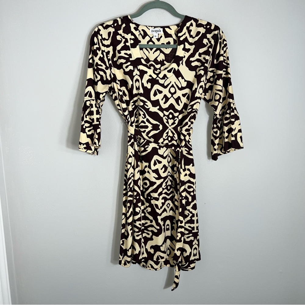 Escapada 3/4 Bell Sleeve Dress-Brown Tan-Round Neck-Rayon-Small
